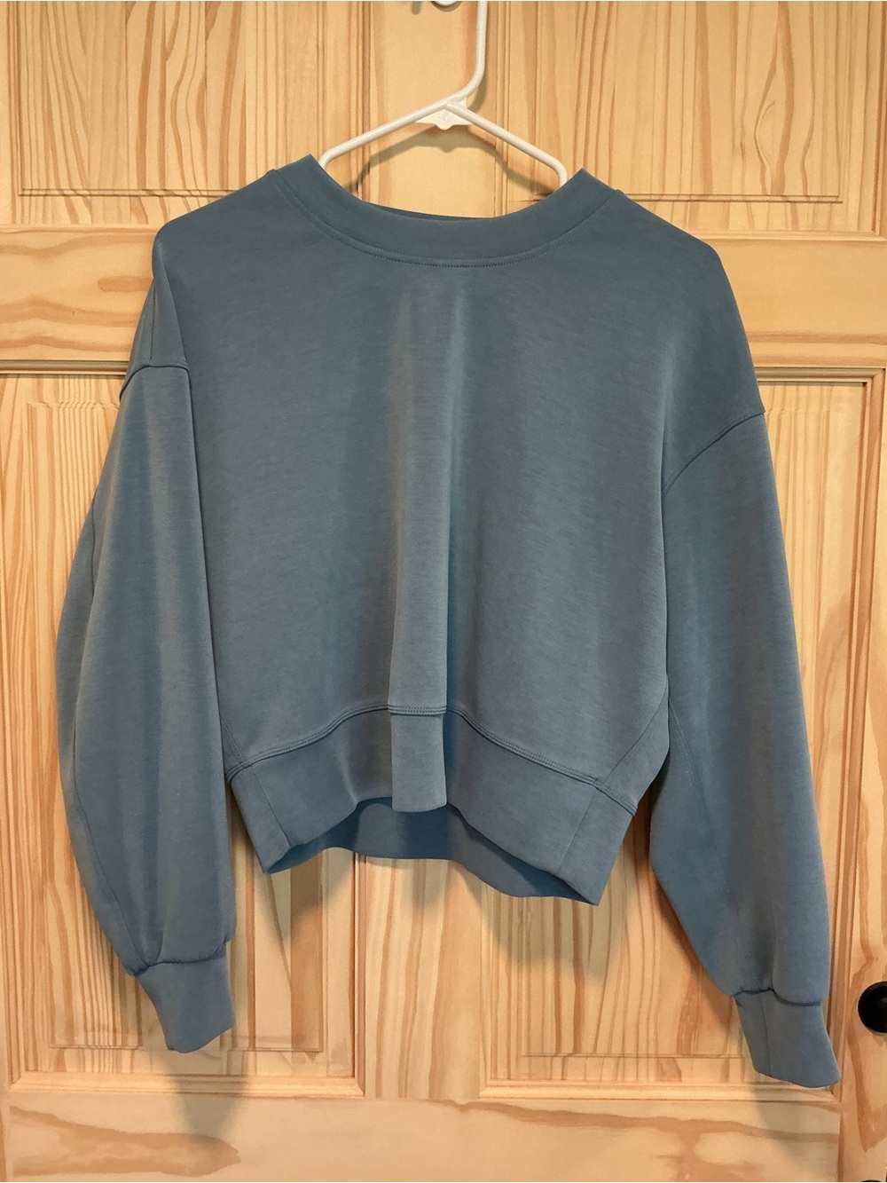 Lululemon softstreme cropped blue crew sweatshirt